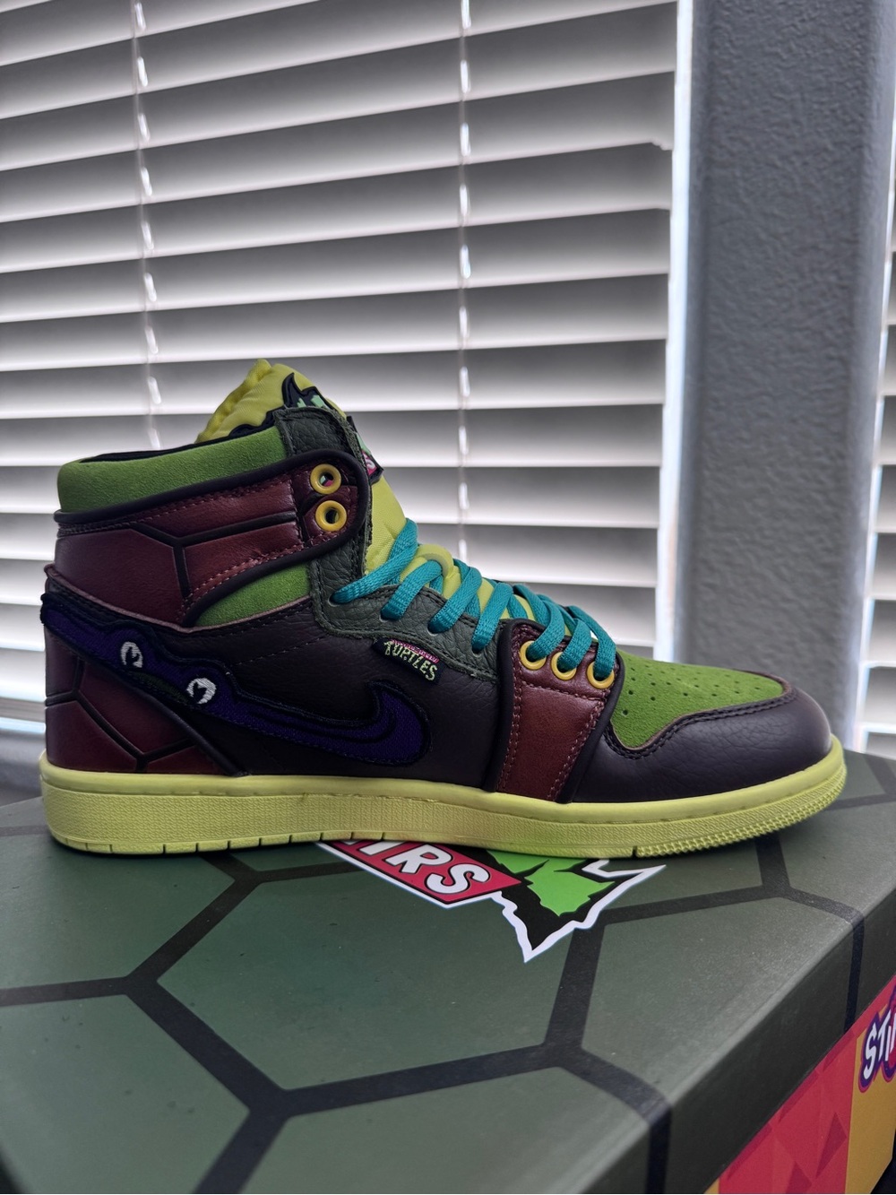 Nike Jordan’s TMNT shoes - Picture 6 of 10